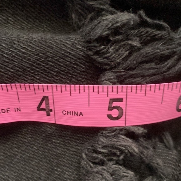 Forever 21 Plus High Rise Mom Shorts, New with Tags - Picture 9 of 9